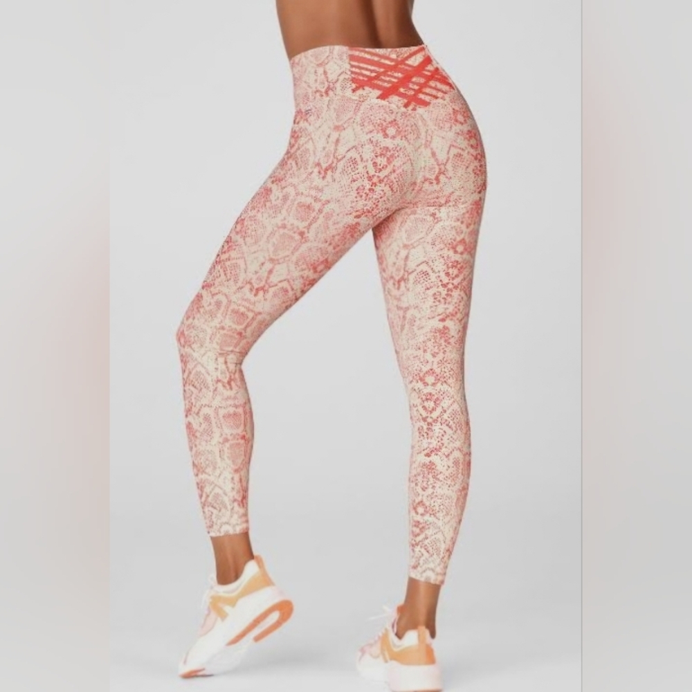 #16 Fabletics The Boost II Powerhold Legging Criss Cross   W15 BR15 L33 IS24
